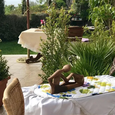 La E Bella