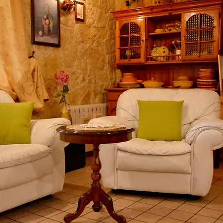 La E Bella Bed & Breakfast *