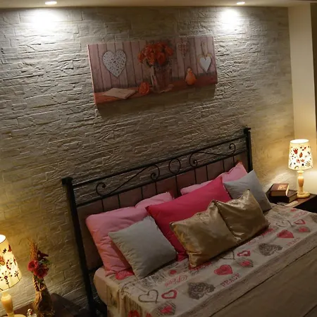 La E Bella Bed & Breakfast *